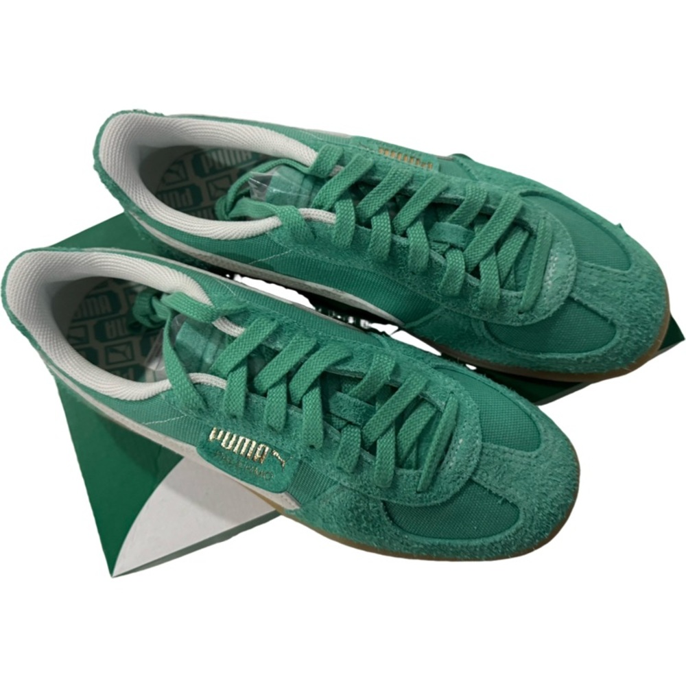 Puma Men's Green Sneakers
